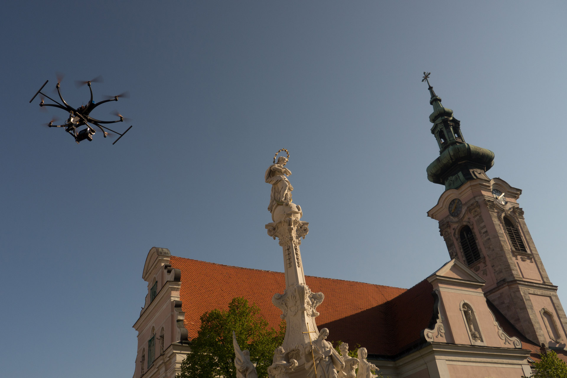 First authorized flight with a drone > 5 kg in an austrian urban area